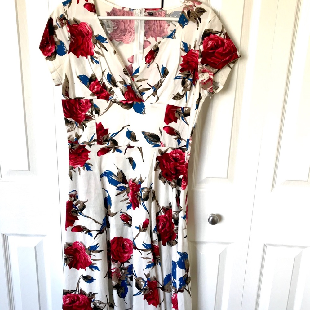Short sleeve floral summer dress